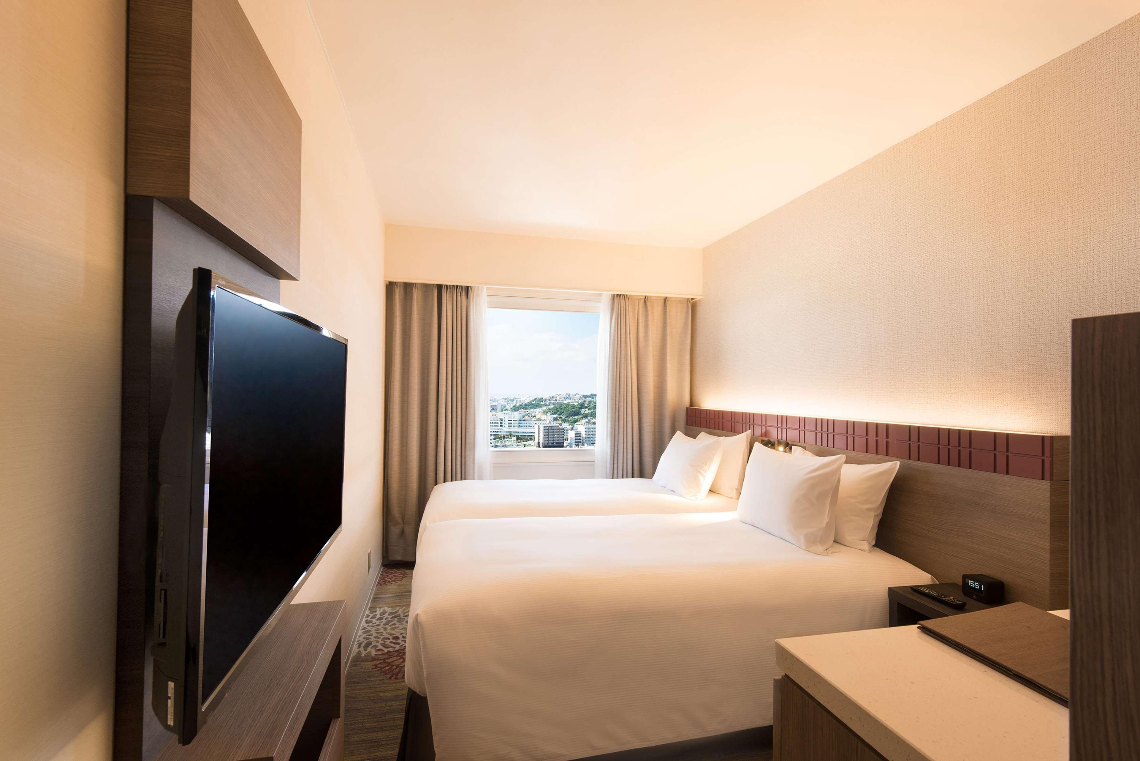 Doubletree By Hilton Naha Shuri Castle Zewnętrze zdjęcie