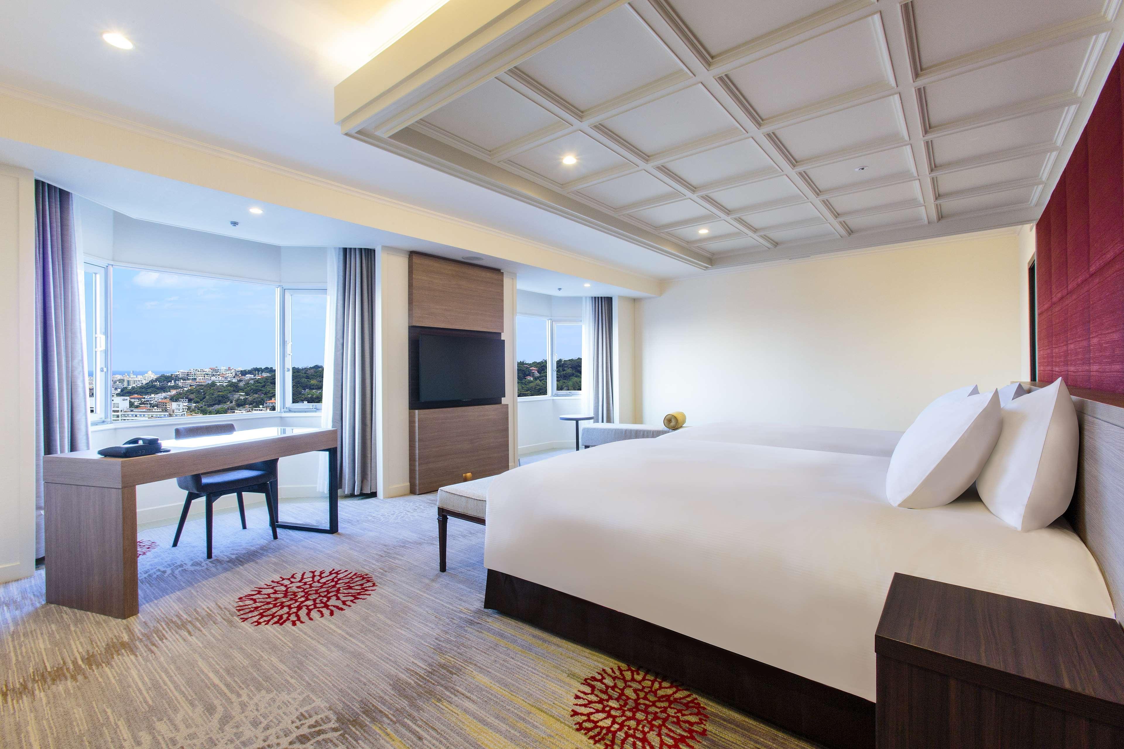 Doubletree By Hilton Naha Shuri Castle Zewnętrze zdjęcie
