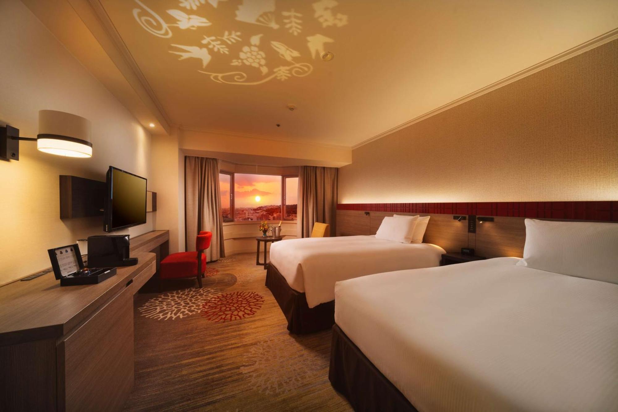 Doubletree By Hilton Naha Shuri Castle Zewnętrze zdjęcie