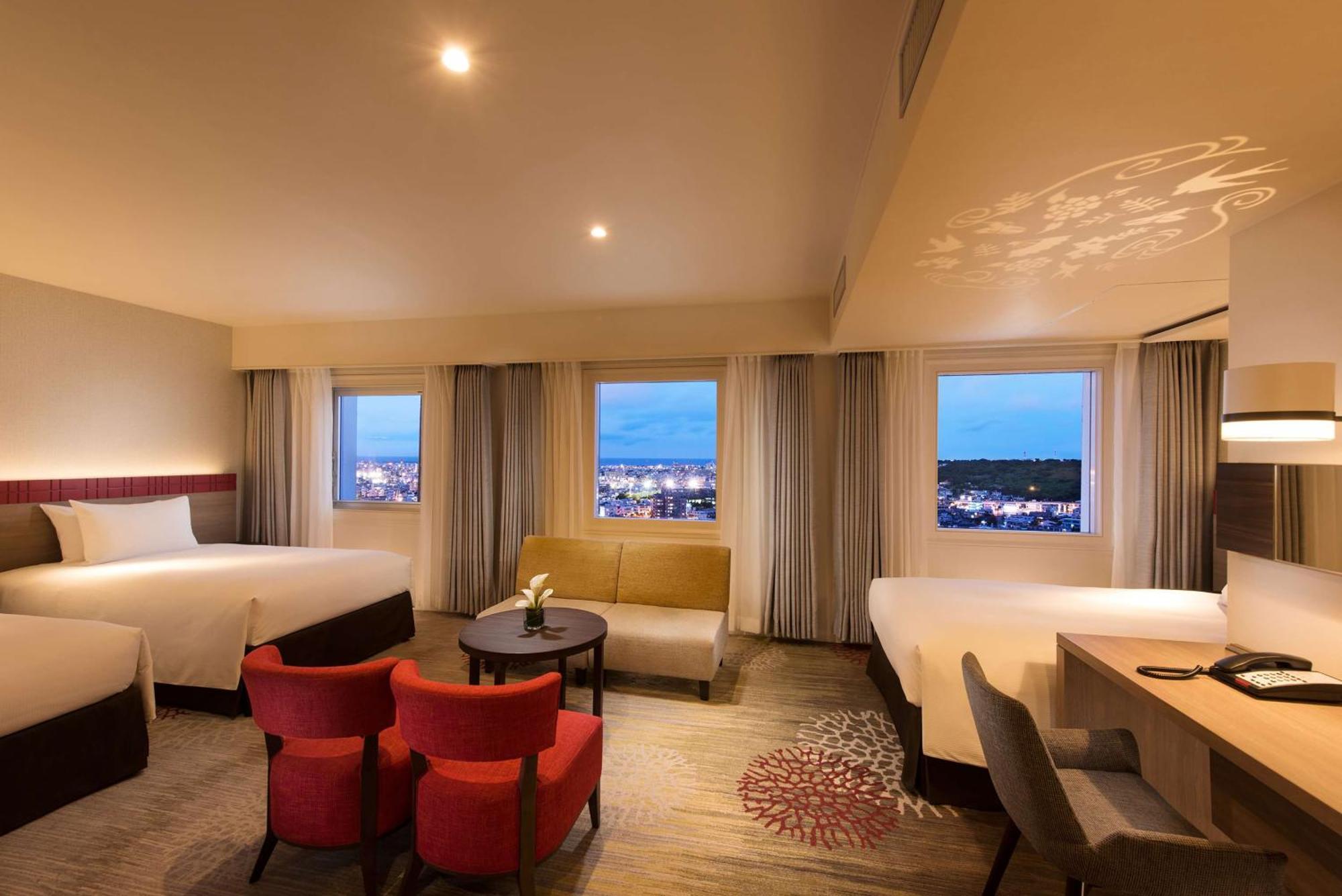 Doubletree By Hilton Naha Shuri Castle Zewnętrze zdjęcie